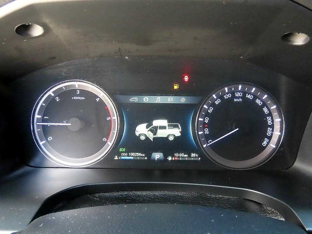 KG모빌리티(쌍용) 렉스턴 렉스턴 스포츠 4WD 디젤 2.2 노블레스 이미지 9