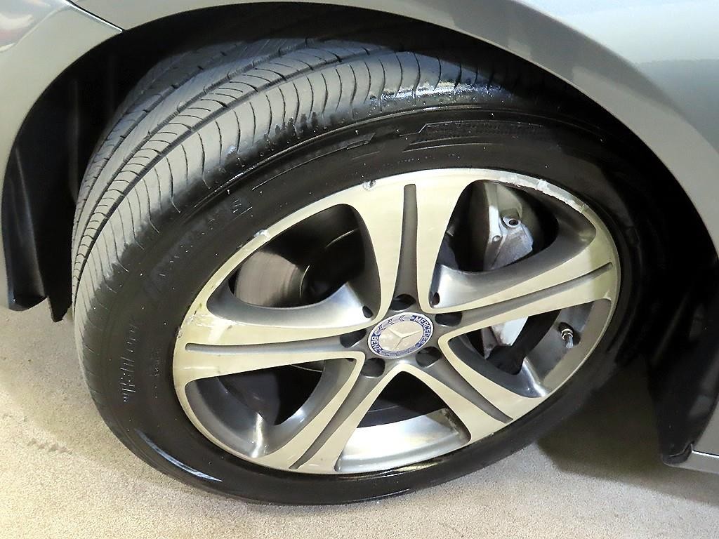 벤츠 E 클래스 E-클래스 W213 E300 4MATIC 아방가르드 이미지 20