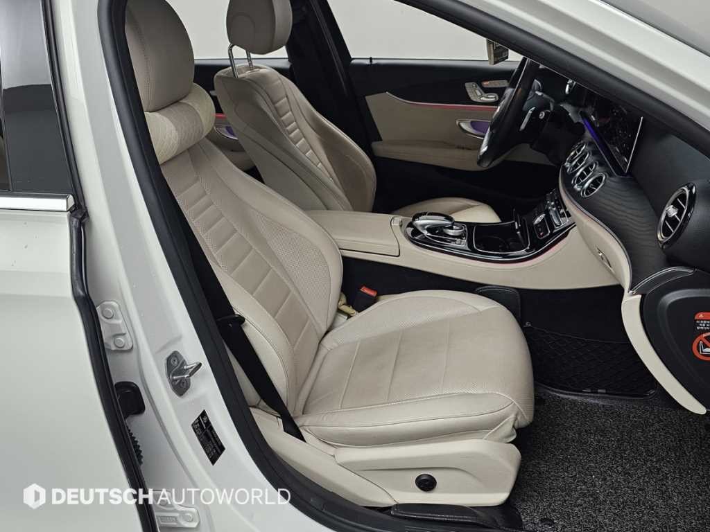 벤츠 E 클래스 E-클래스 W213 E300 4MATIC 아방가르드 이미지 10