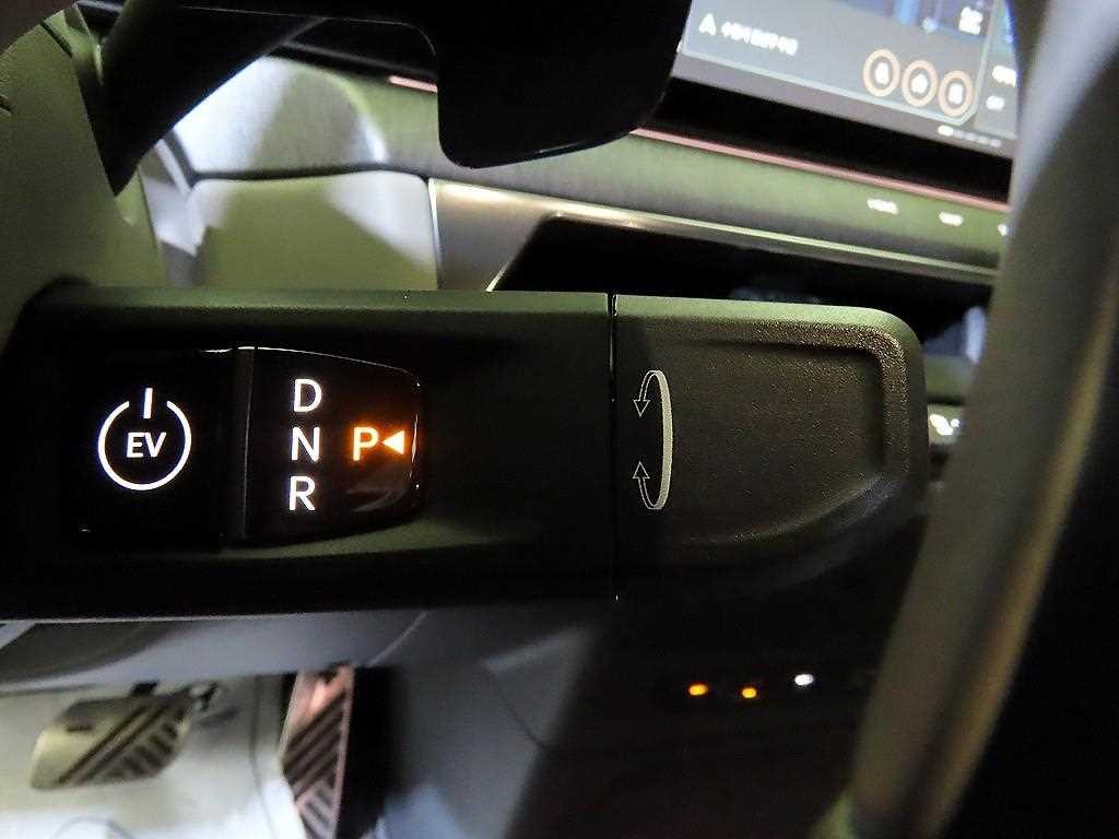 기아 EV9 롱레인지 4WD 어스 이미지 12