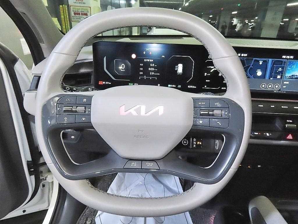 기아 EV9 롱레인지 4WD 어스 이미지 8