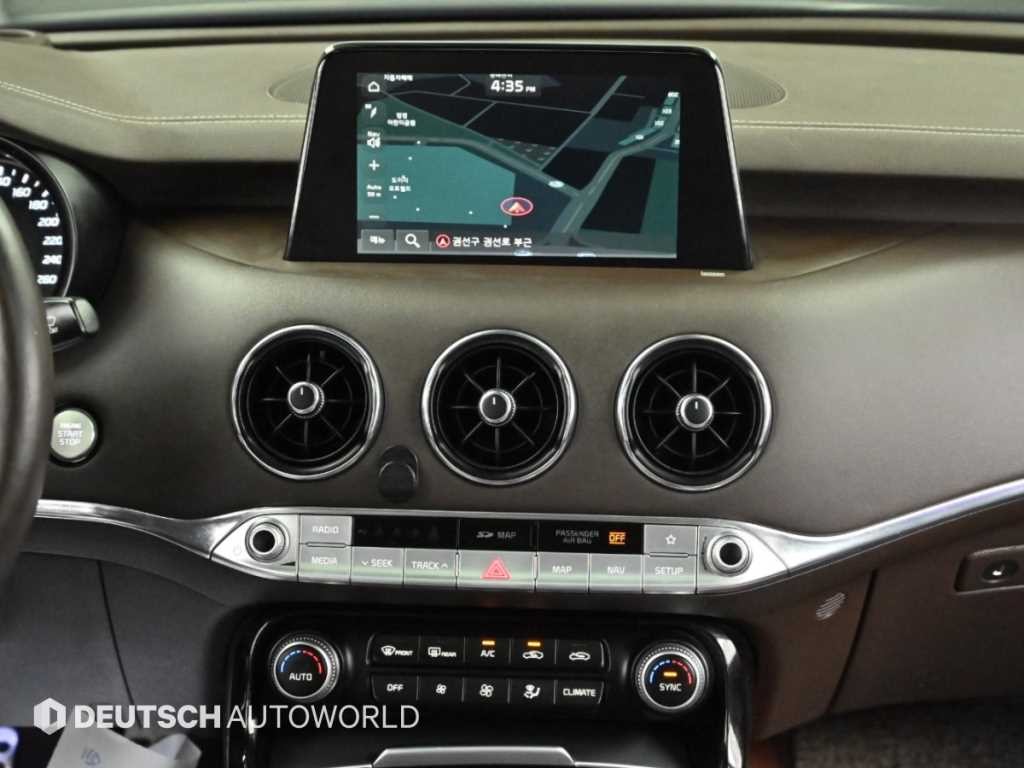 기아 스팅어 디젤 2.2 AWD 플래티넘 이미지 14