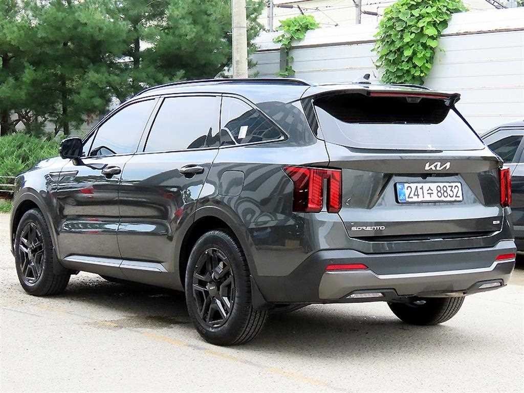 기아 쏘렌토 더 뉴 쏘렌토 4세대 하이브리드 1.6T 2WD 시그니처 그래비티 이미지 3