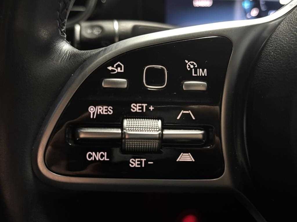 벤츠 E 클래스 E-클래스 W213 E300 4MATIC AMG LINE 이미지 14