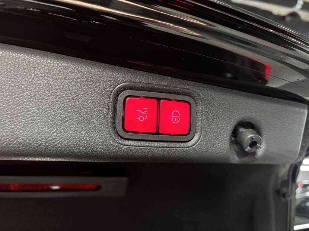 벤츠 E 클래스 E-클래스 W213 E300 4MATIC AMG LINE 이미지 16
