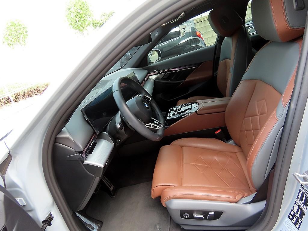 BMW 5시리즈 5시리즈 (G60) 530i xDrive M 스포츠 이미지 5