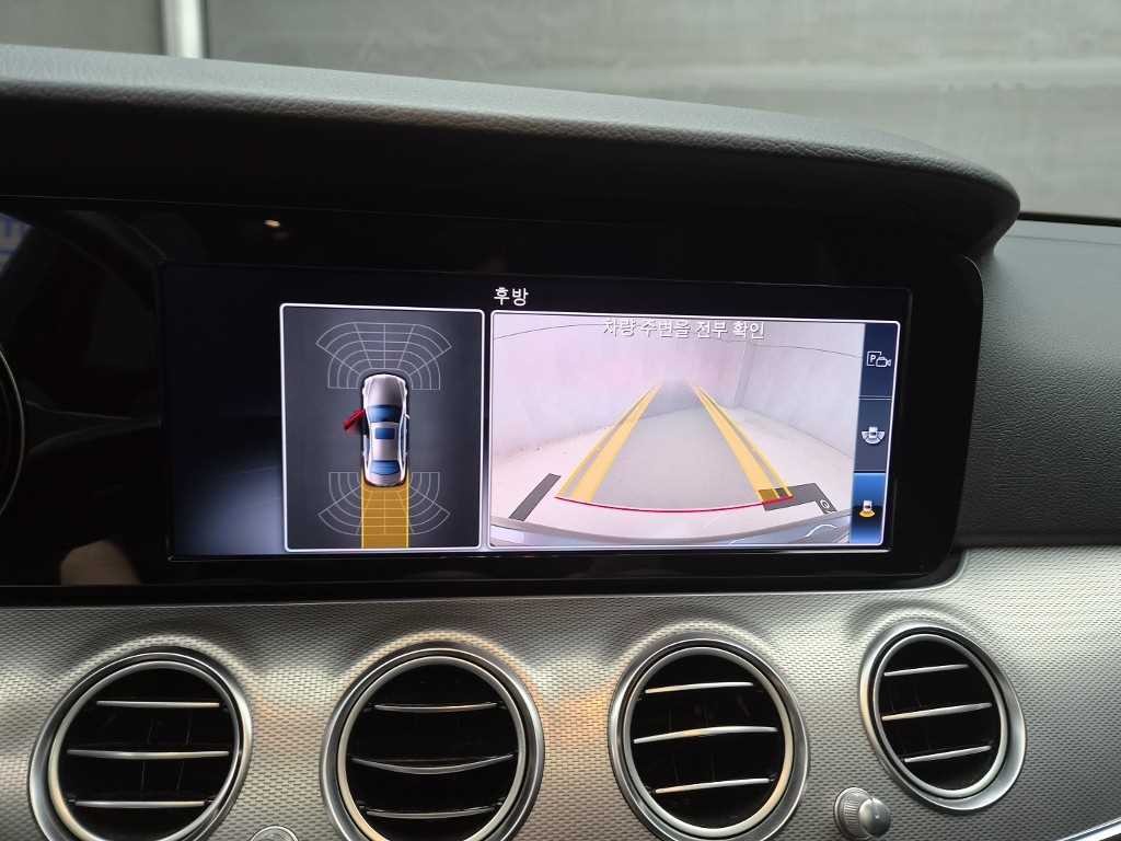 벤츠 E 클래스 E-클래스 W213 E300 아방가르드 이미지 14