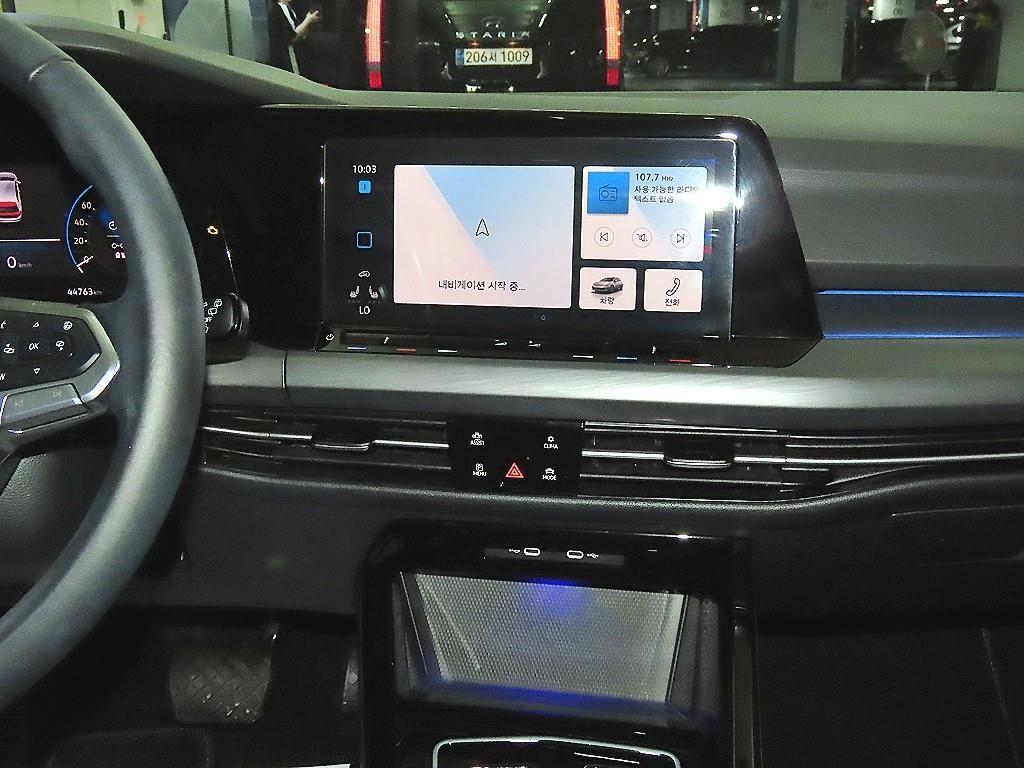 폭스바겐 골프 골프 8세대 2.0 TDI 프레스티지 이미지 11