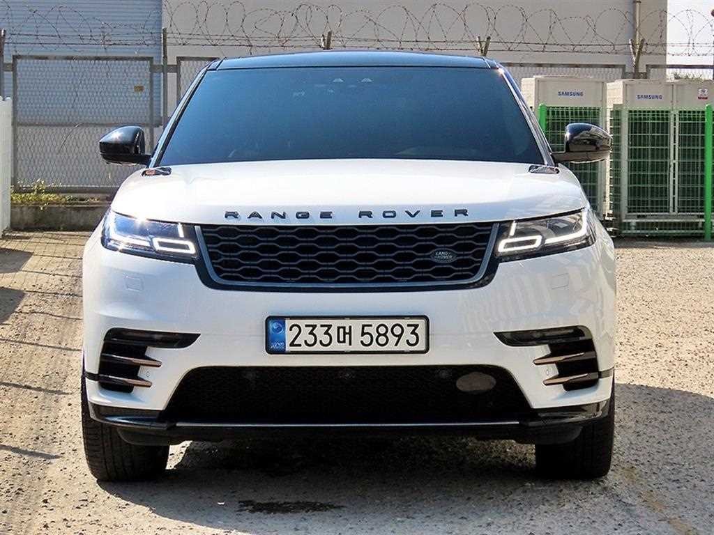 랜드로버 레인지로버 벨라 3.0 D300 R-다이나믹 HSE 이미지 1