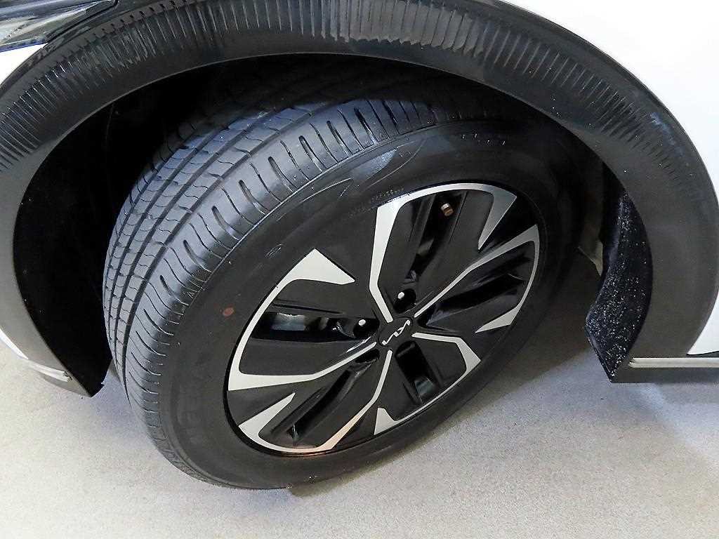 기아 EV6 롱레인지 AWD 어스 이미지 20