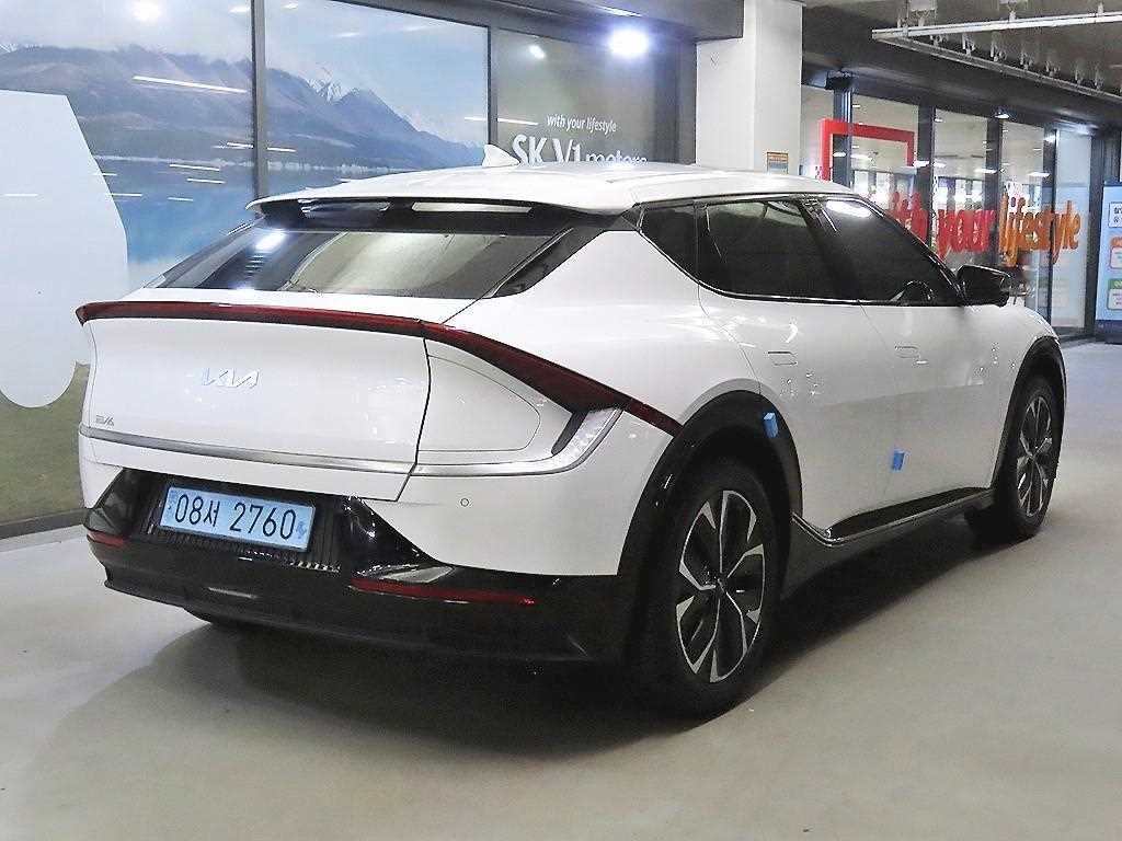 기아 EV6 롱레인지 AWD 어스 이미지 4