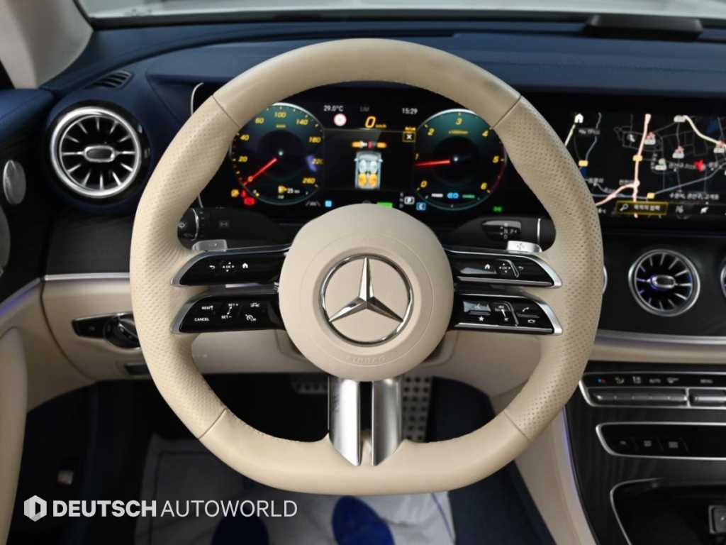 벤츠 E 클래스 E-클래스 W213 E300d 4MATIC 쿠페 이미지 13