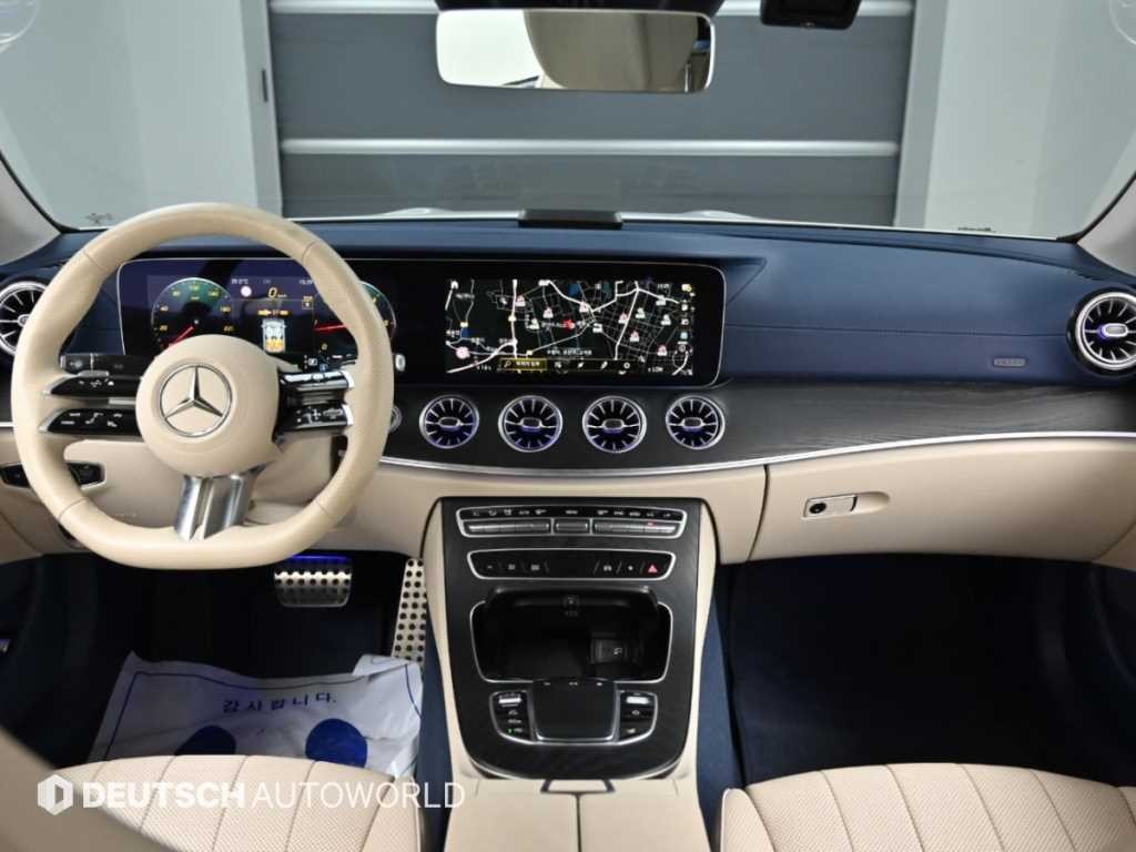 벤츠 E 클래스 E-클래스 W213 E300d 4MATIC 쿠페 이미지 7