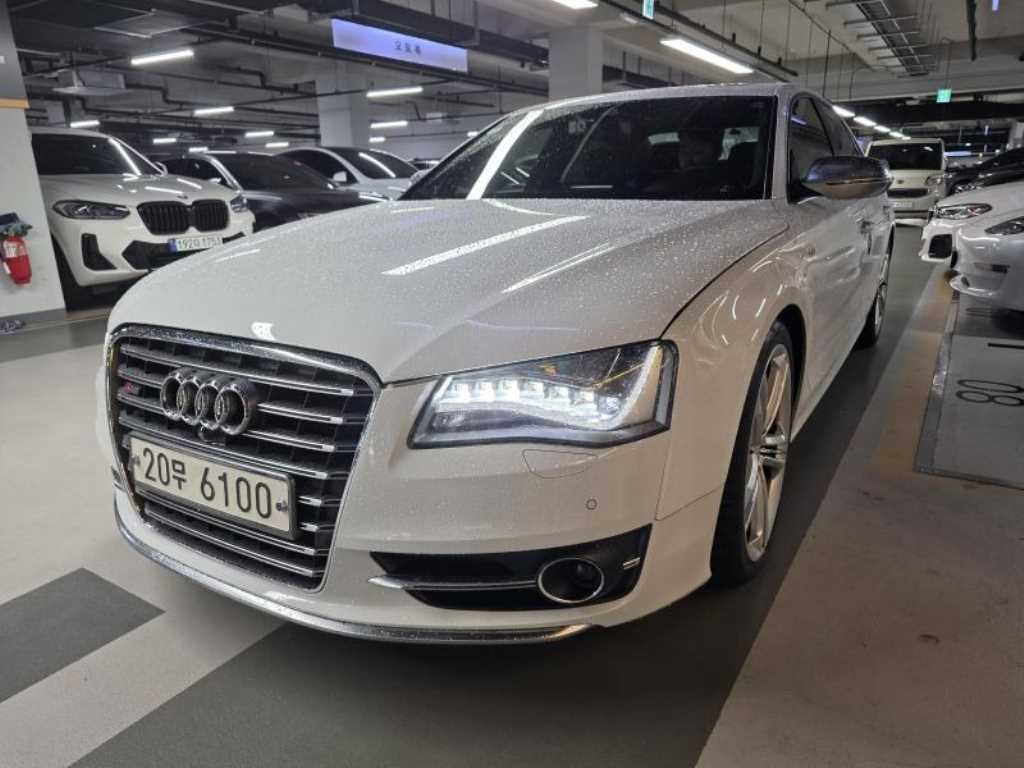아우디 S8 4.0 TFSI 콰트로 이미지 5