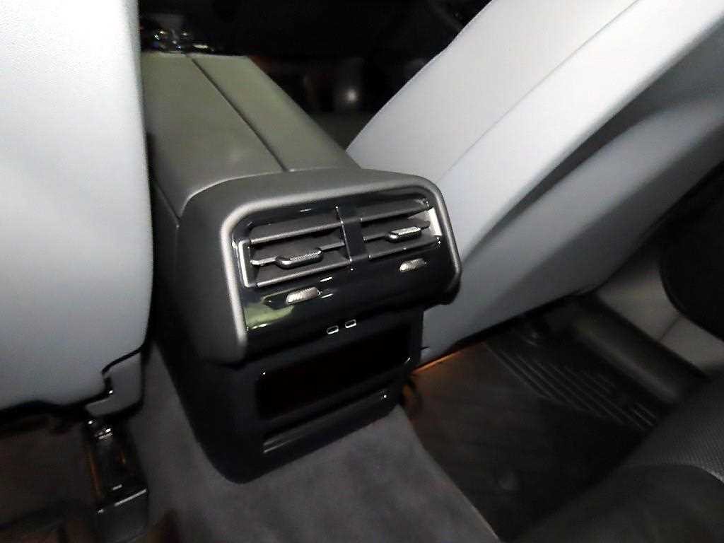 BMW 5시리즈 5시리즈 (G60) 530e M 스포츠 이미지 14