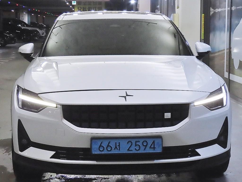 폴스타 폴스타2 롱레인지 듀얼모터 이미지 2
