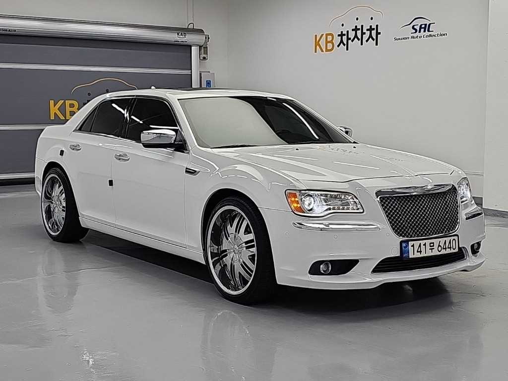 크라이슬러 300C 더뉴300C 3.0 디젤 이미지 4