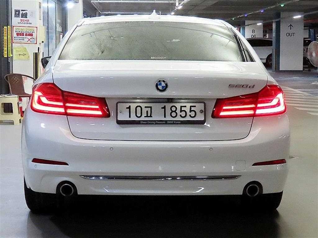 BMW 5시리즈 5시리즈 (G30) 520d M 스포츠 플러스 이미지 5