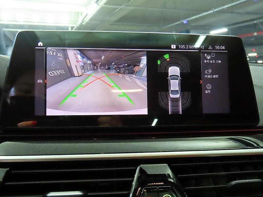 BMW 5시리즈 5시리즈 (G30) 520i 럭셔리 이미지 14