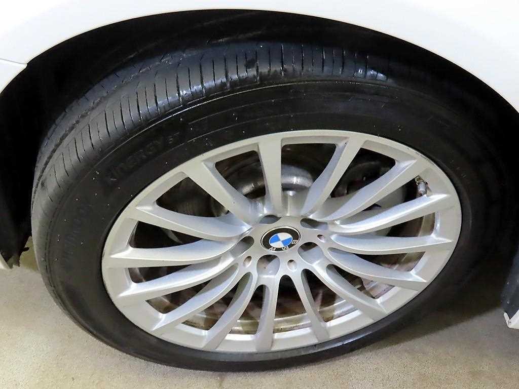 BMW 5시리즈 5시리즈 (G30) 520i 럭셔리 이미지 20