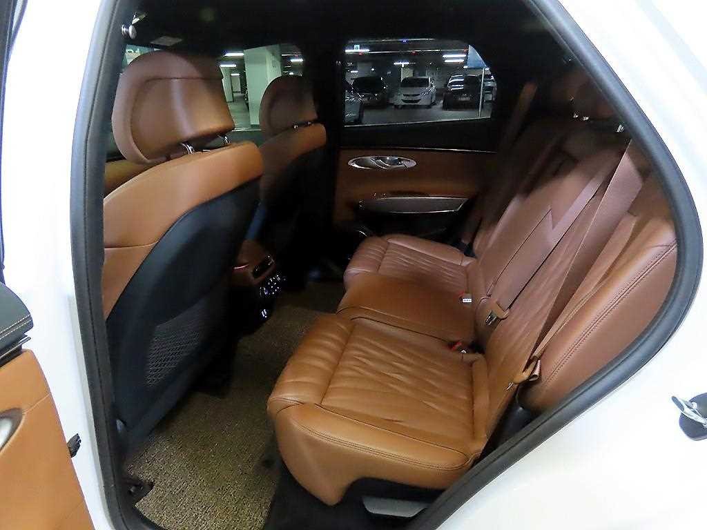 제네시스 GV70 2.5T 가솔린 AWD 기본형 이미지 7