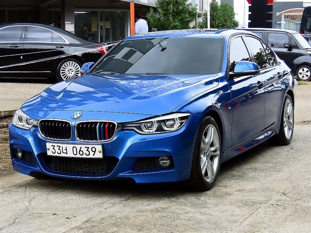 BMW 3시리즈 3시리즈 (F30) 328i M 스포츠 이미지 2