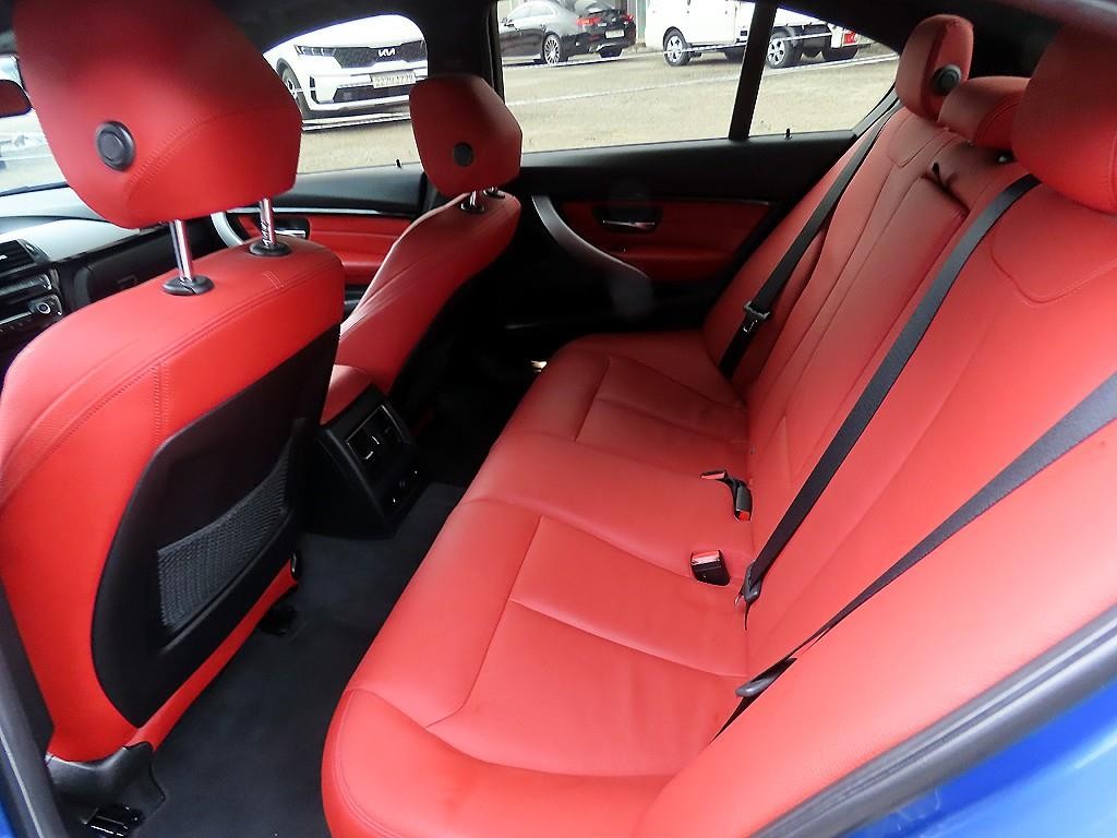 BMW 3시리즈 3시리즈 (F30) 328i M 스포츠 이미지 6