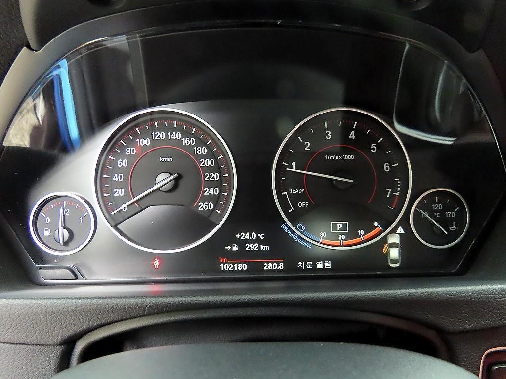BMW 3시리즈 3시리즈 (F30) 328i M 스포츠 이미지 9