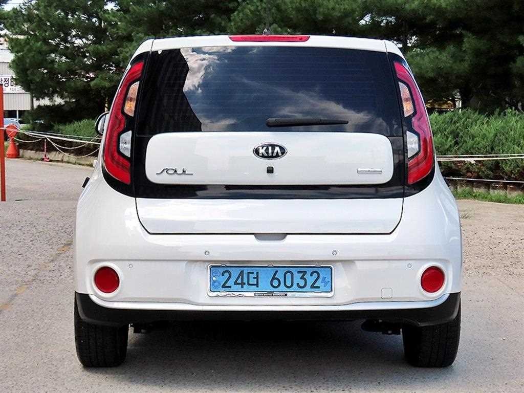 기아 쏘울 쏘울 EV EV 이미지 4