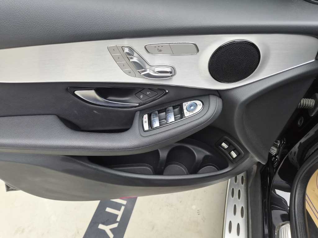 벤츠 GLC 클래스 GLC클래스 X253 GLC 350 e 4MATIC 이미지 11