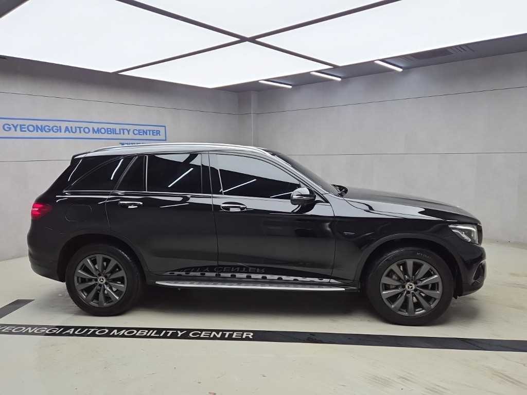 벤츠 GLC 클래스 GLC클래스 X253 GLC 350 e 4MATIC 이미지 2