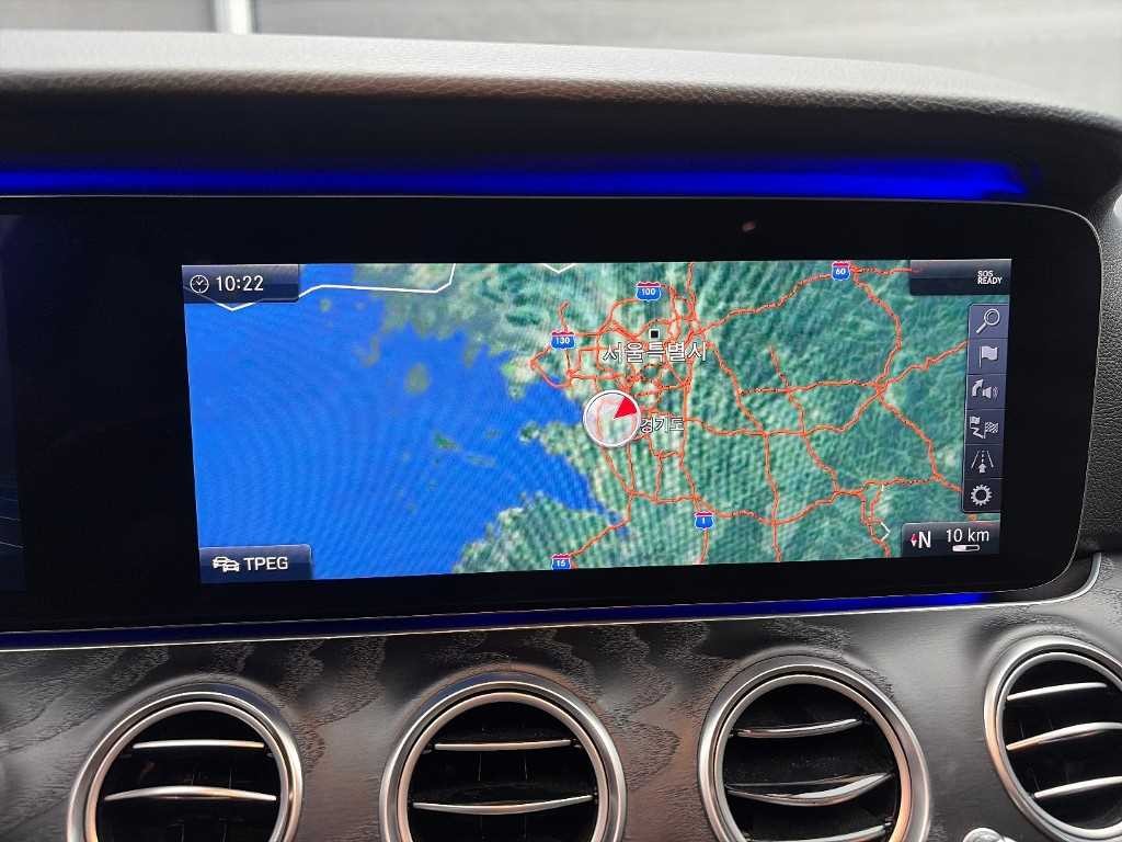 벤츠 E 클래스 E-클래스 W213 E300 4MATIC 아방가르드 이미지 15