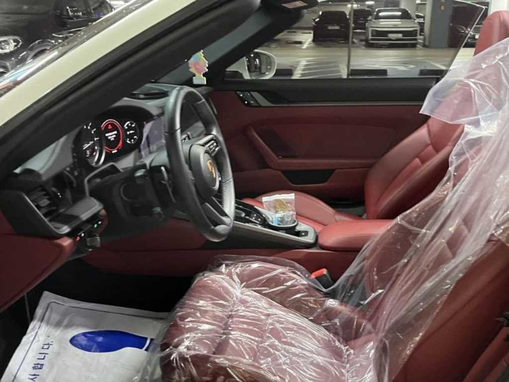 포르쉐 911 911(992) 카레라 4S 카브리올레 이미지 11