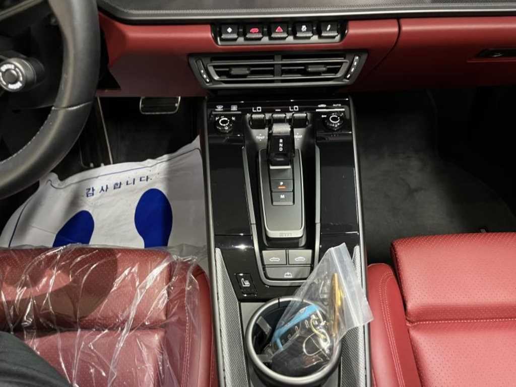 포르쉐 911 911(992) 카레라 4S 카브리올레 이미지 16