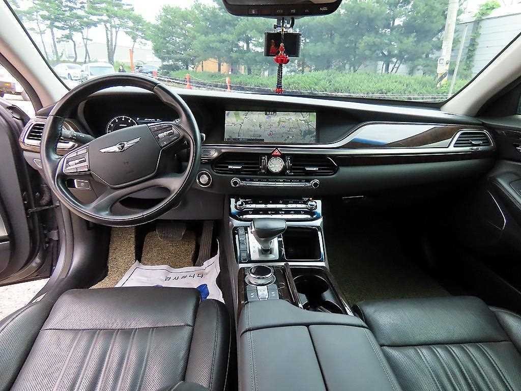 제네시스 EQ900 3.8 GDI AWD 프리미엄 럭셔리 이미지 7
