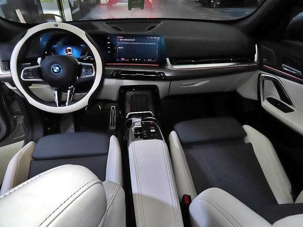 BMW iX1 iX1 (U11) xDrive 30 M 스포츠 이미지 10