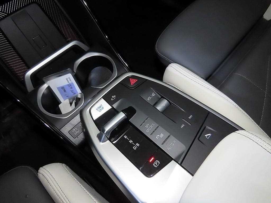 BMW iX1 iX1 (U11) xDrive 30 M 스포츠 이미지 12