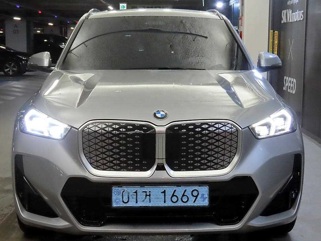 BMW iX1 iX1 (U11) xDrive 30 M 스포츠 이미지 2