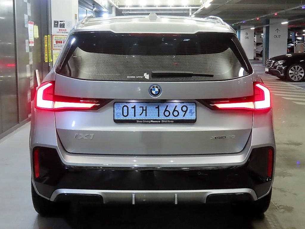 BMW iX1 iX1 (U11) xDrive 30 M 스포츠 이미지 5