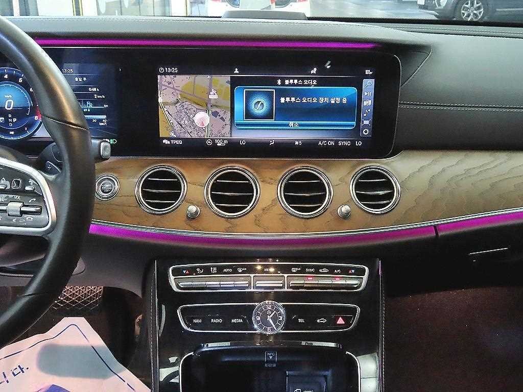 벤츠 E 클래스 E-클래스 W213 E300 익스클루시브 이미지 11