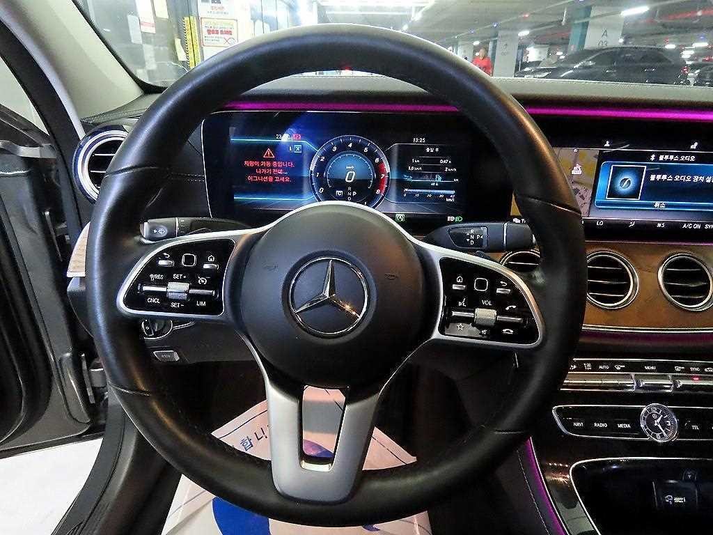 벤츠 E 클래스 E-클래스 W213 E300 익스클루시브 이미지 8