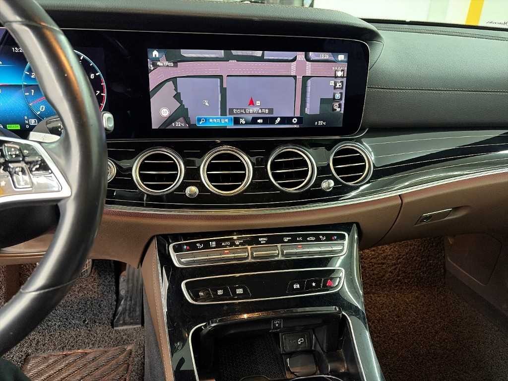 벤츠 E 클래스 E-클래스 W213 E450 4MATIC 익스클루시브 이미지 10