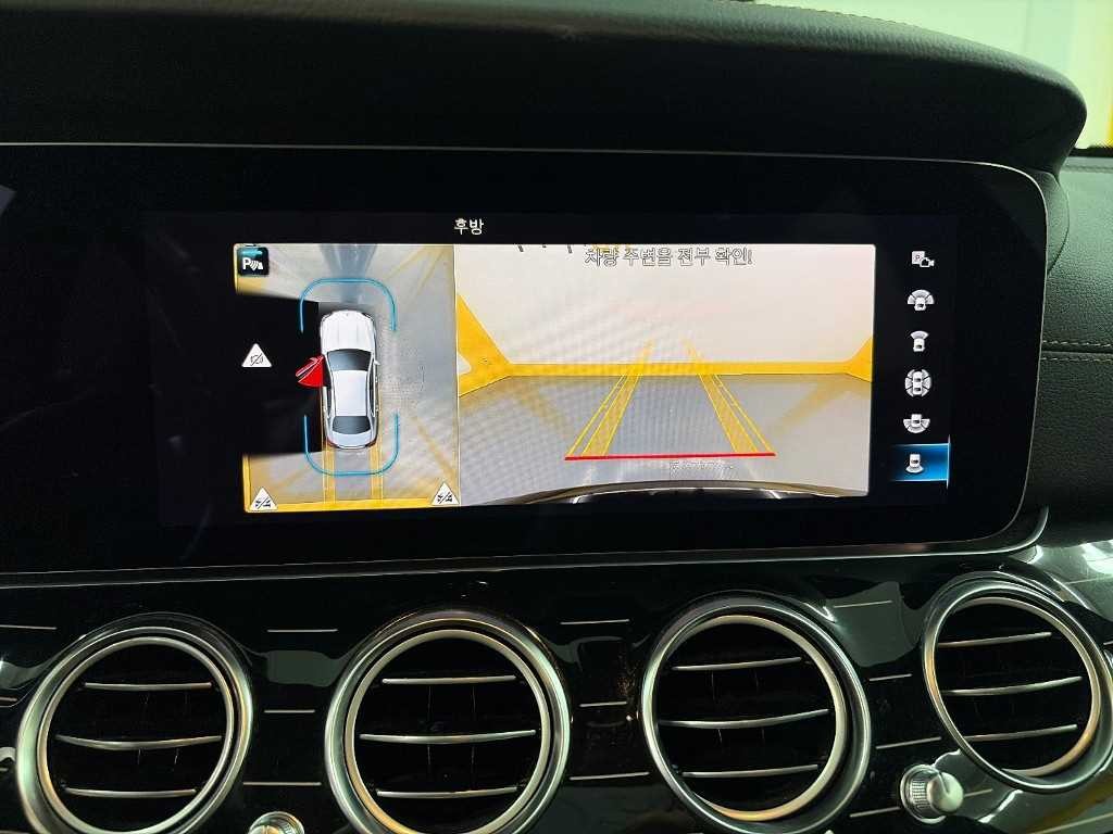 벤츠 E 클래스 E-클래스 W213 E450 4MATIC 익스클루시브 이미지 18