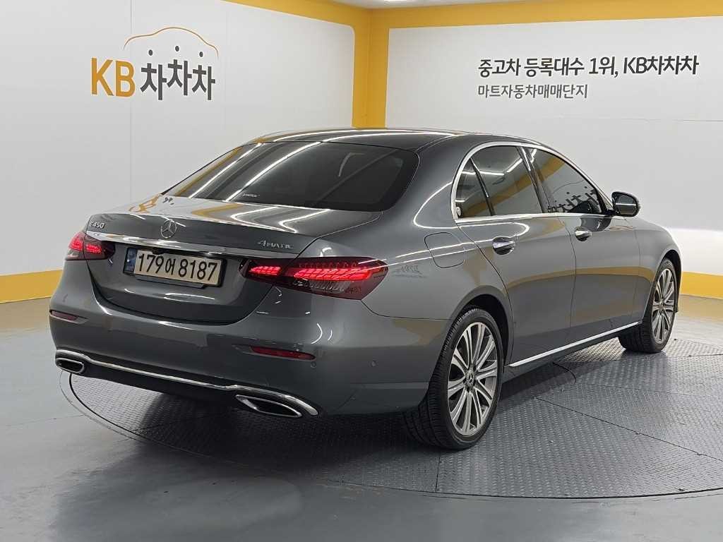 벤츠 E 클래스 E-클래스 W213 E450 4MATIC 익스클루시브 이미지 4