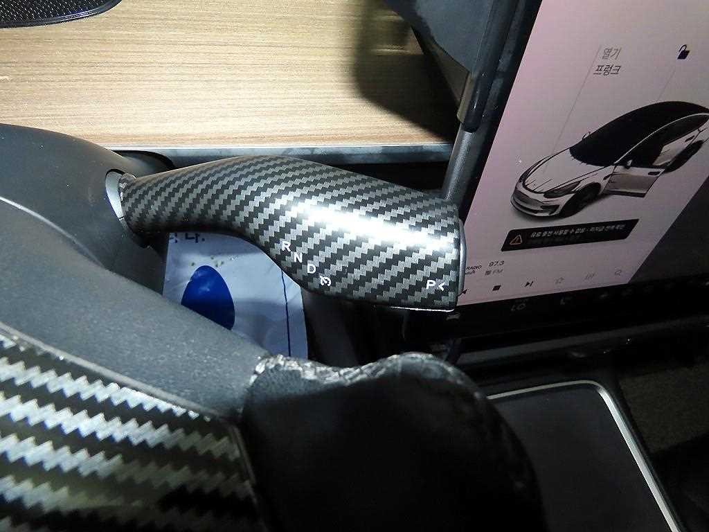 테슬라 모델 3 롱 레인지 이미지 13