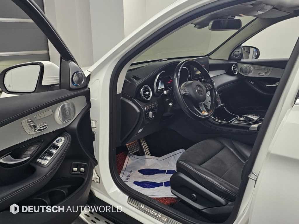 벤츠 GLC 클래스 GLC클래스 X253 GLC 350 e 4MATIC AMG LINE 이미지 11