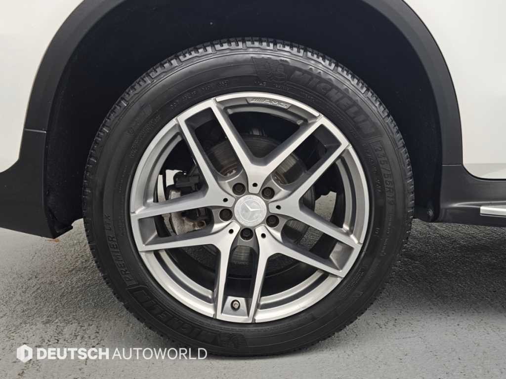 벤츠 GLC 클래스 GLC클래스 X253 GLC 350 e 4MATIC AMG LINE 이미지 5