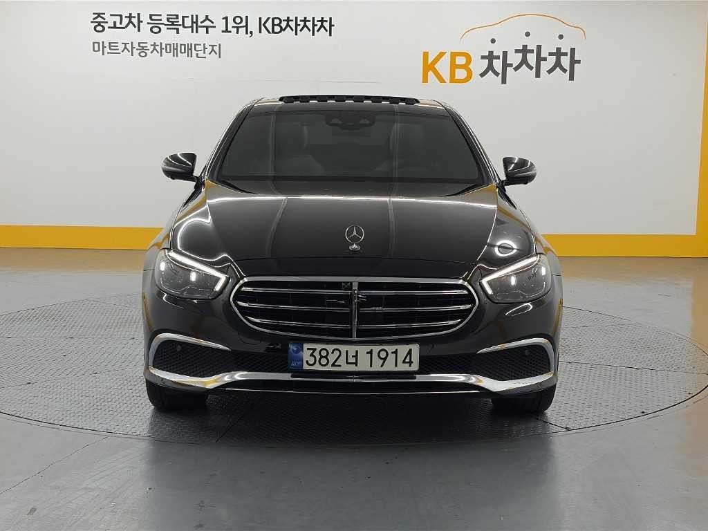 벤츠 E 클래스 E-클래스 W213 E220d 4MATIC 익스클루시브 이미지 2