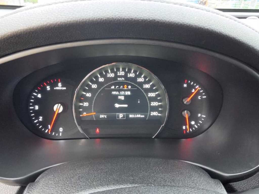 기아 쏘렌토 올 뉴 쏘렌토 디젤 2WD 2.0 노블레스 스페셜 이미지 8