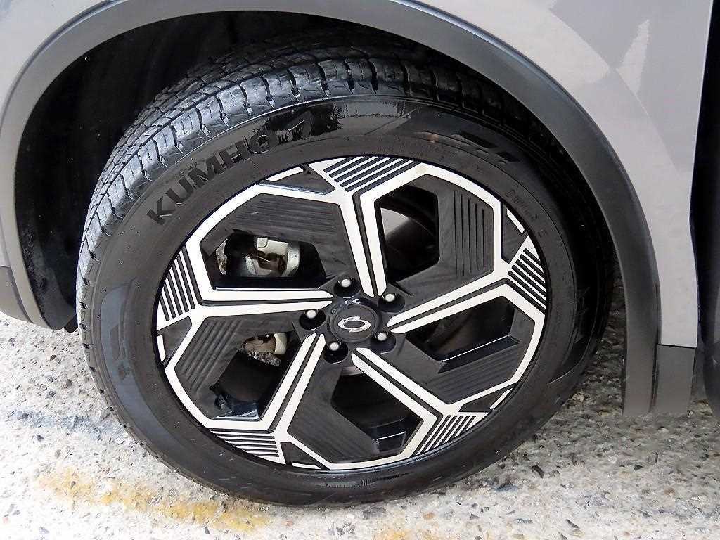 르노코리아(삼성) QM6 더뉴QM6 2.0 LPe RE 시그니처 2WD 이미지 20